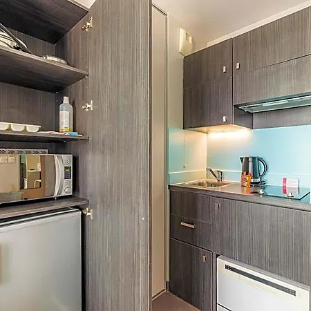 Ξενοδοχείο με διαμερίσματα Appart'city Confort Ovalie Ii 3*