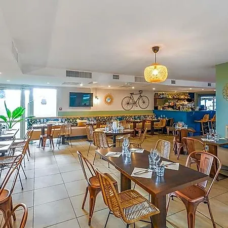 Appart'city Confort Ovalie Ii 3*