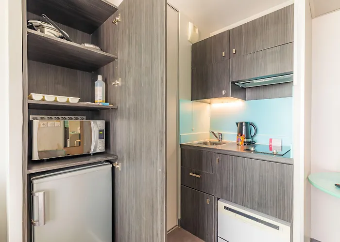 Appart'city Confort Ovalie Ii Apart-hotel Montpellier